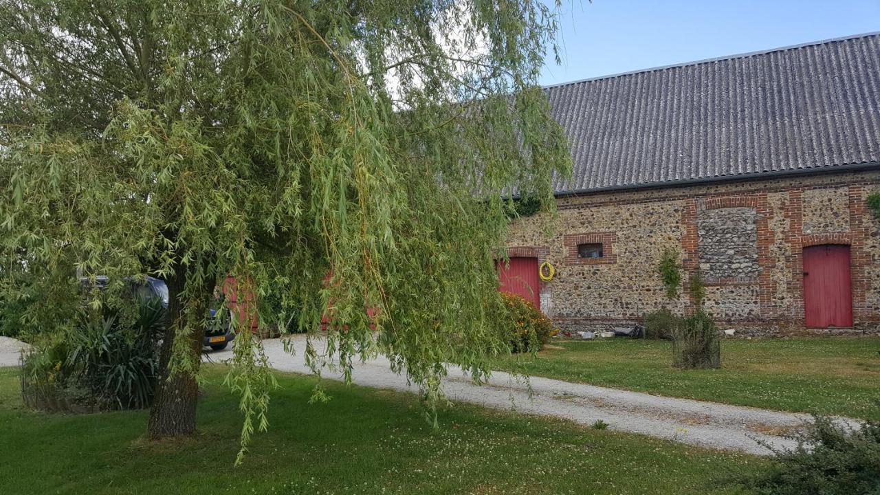 Au Petit Paradis Sainte-Gauburge-Sainte-Colombe Екстер'єр фото