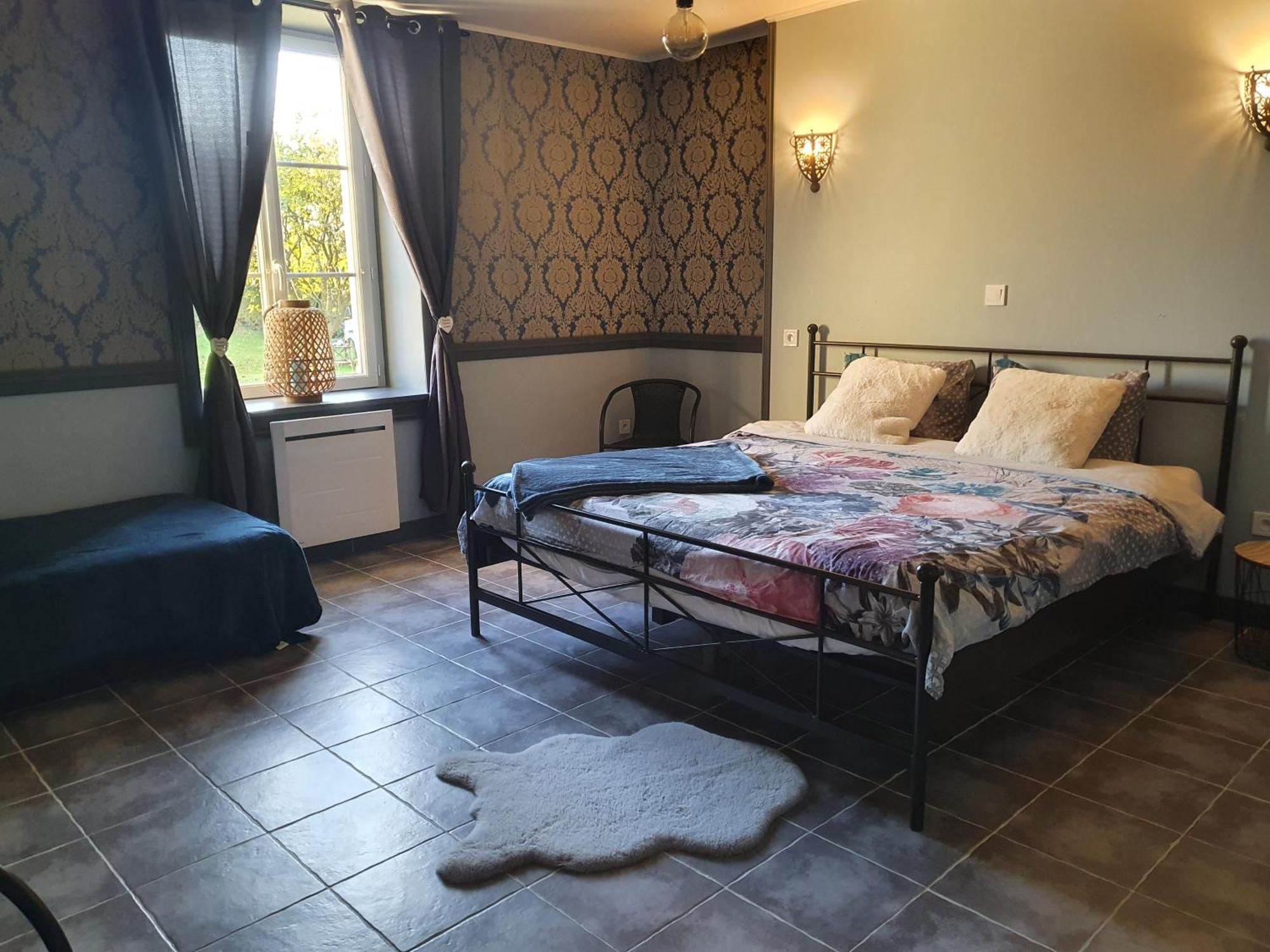 Au Petit Paradis Sainte-Gauburge-Sainte-Colombe Номер фото