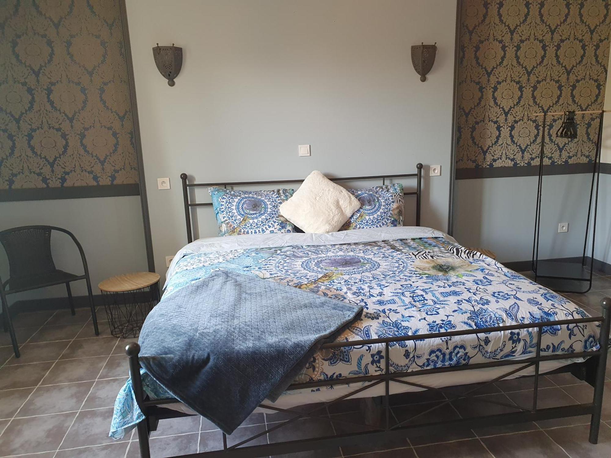 Au Petit Paradis Sainte-Gauburge-Sainte-Colombe Номер фото