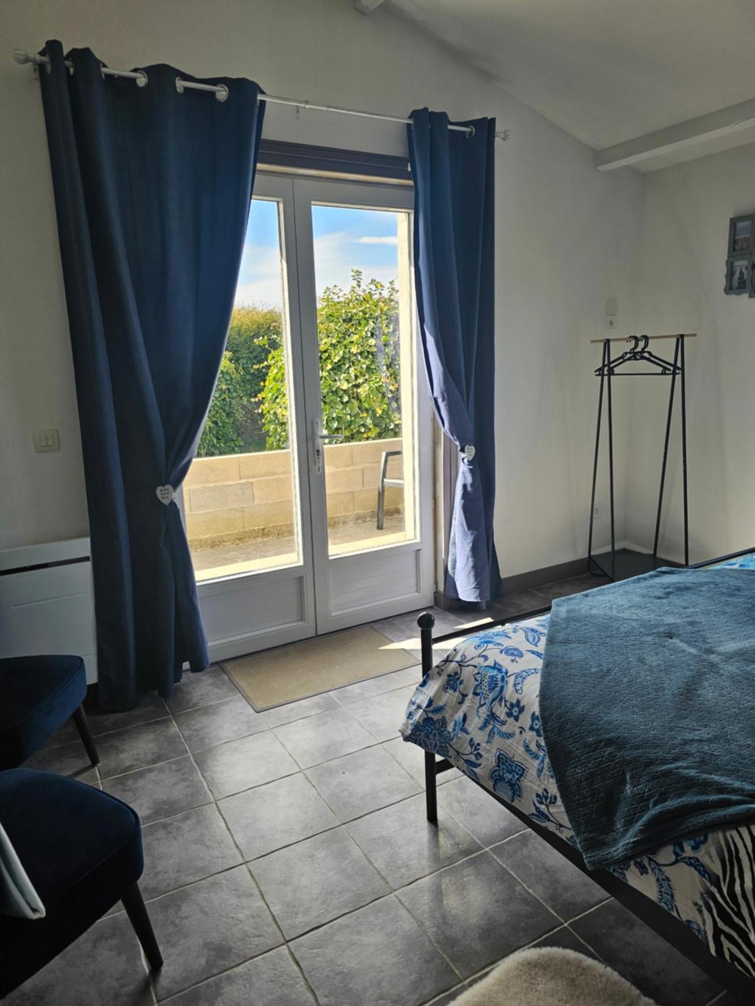 Au Petit Paradis Sainte-Gauburge-Sainte-Colombe Екстер'єр фото